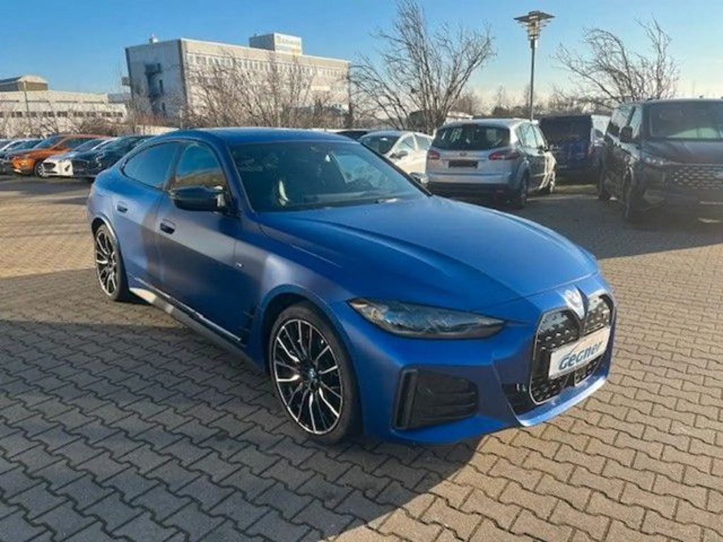 BMW i4