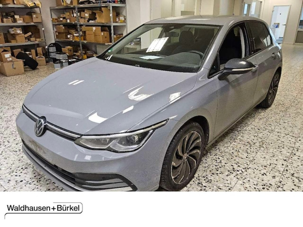 Volkswagen Golf 2023 Benzine