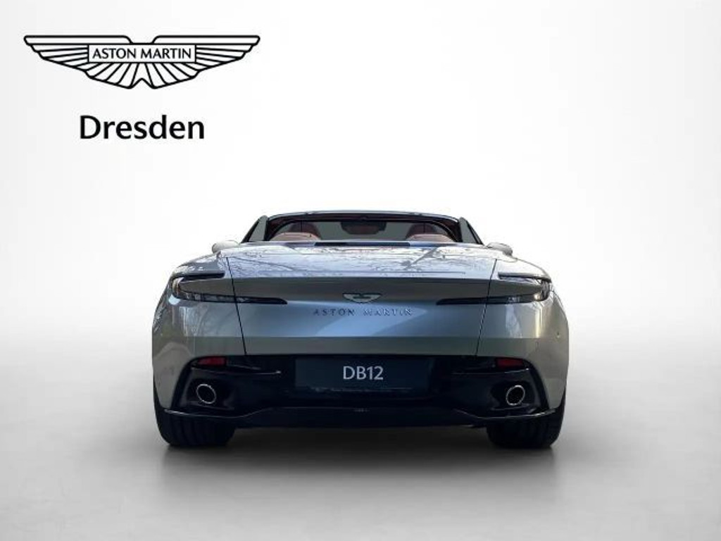 Aston Martin DB12