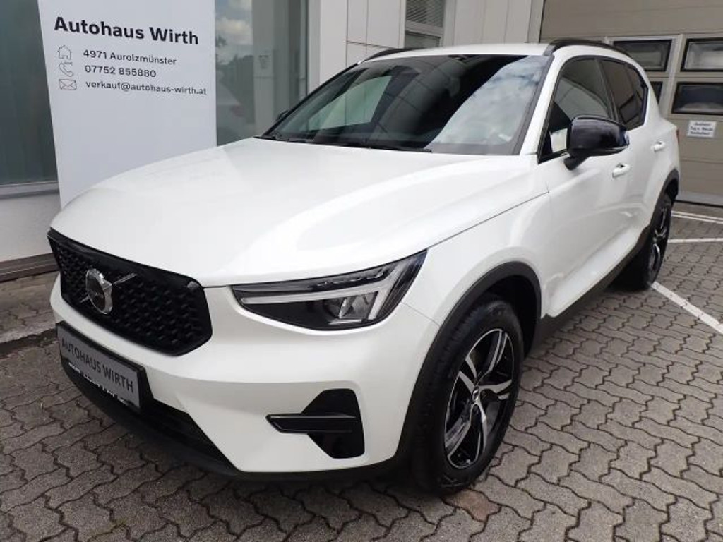 Volvo XC40 2025 Benzine
