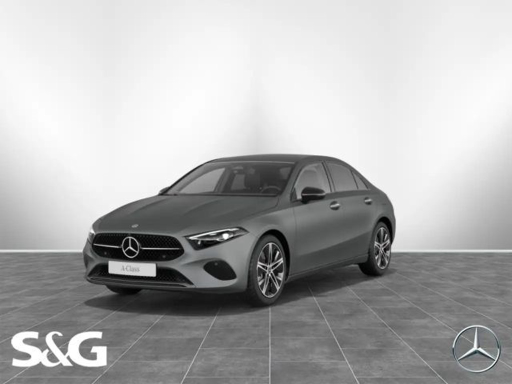 Mercedes-Benz A-Klasse 2023 Benzine