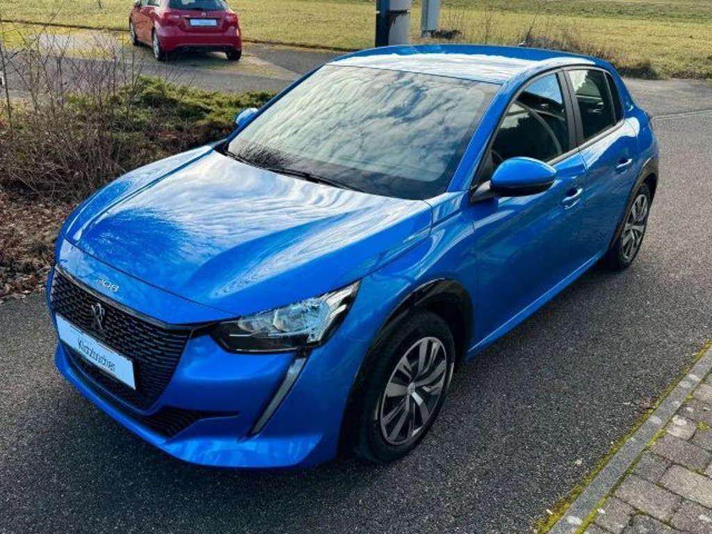 Peugeot e-208
