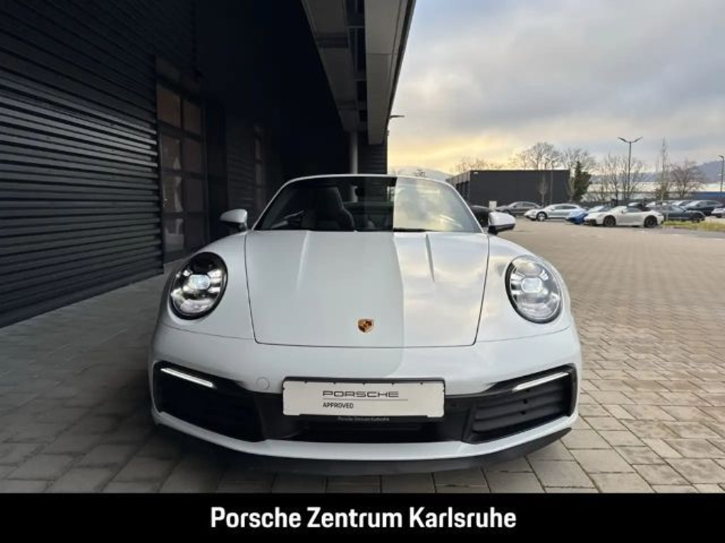 Porsche 992