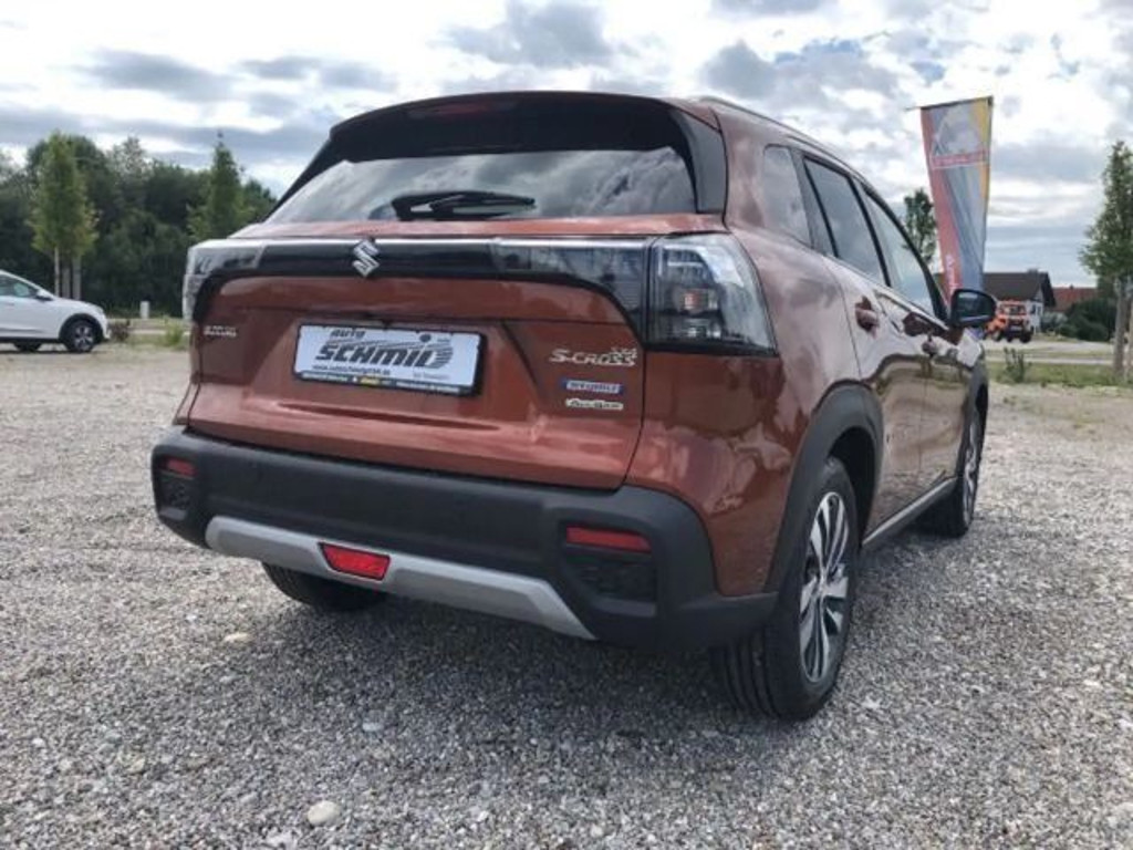 Suzuki S-Cross