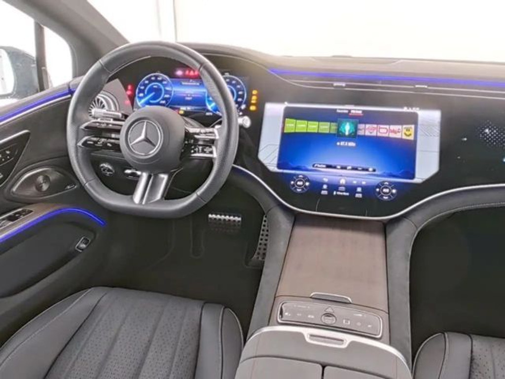 Mercedes-Benz EQS