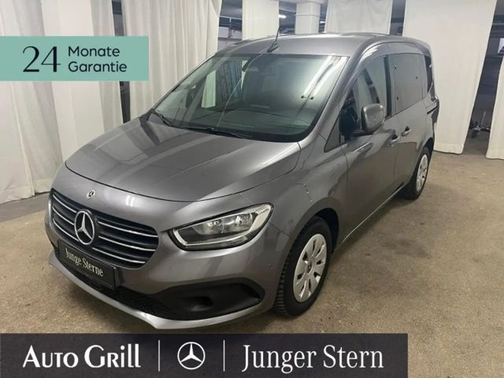 Mercedes-Benz T 180 2022 Diesel