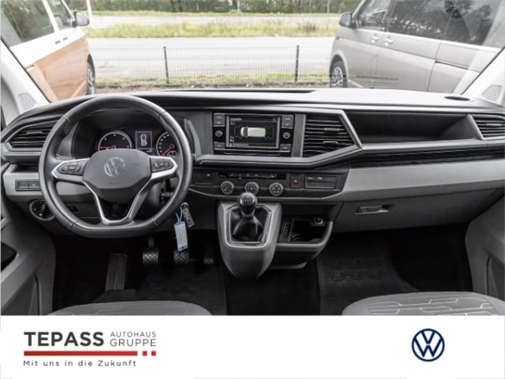 Volkswagen Caravelle