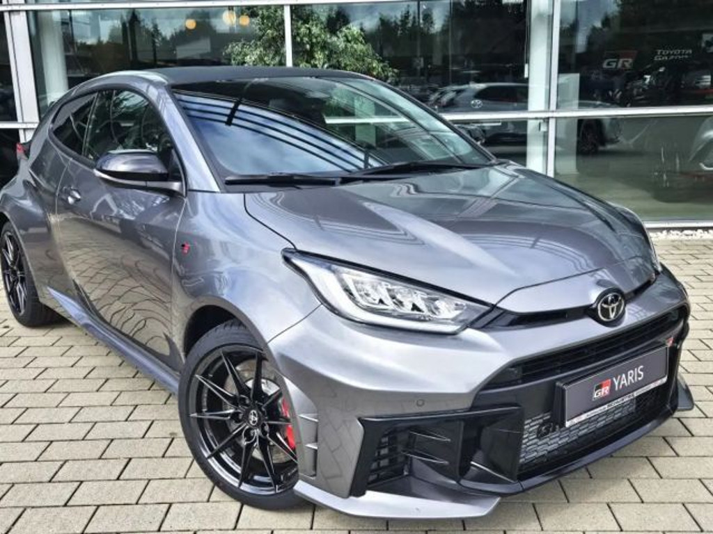Toyota Yaris 2024 Benzine