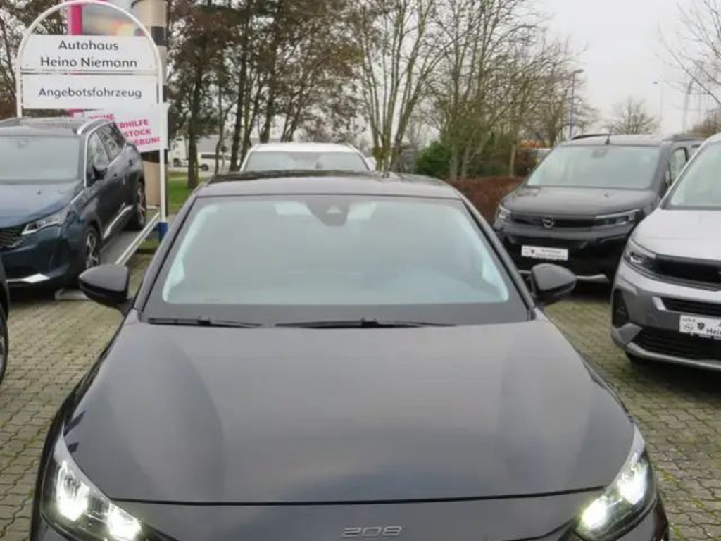 Peugeot 208 2025 Benzine