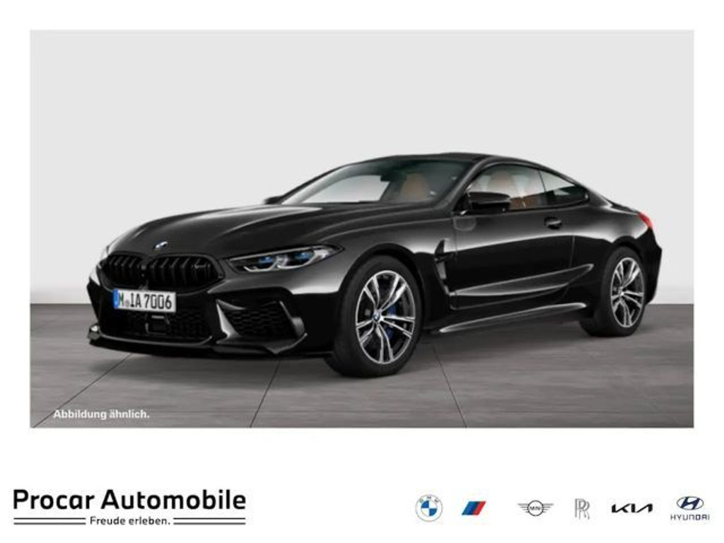 BMW M8 2025 Benzine