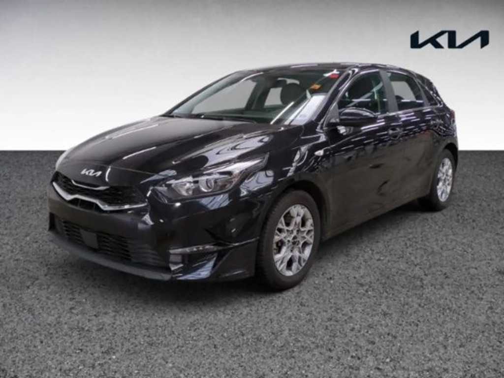 Kia Ceed 2025 Benzine