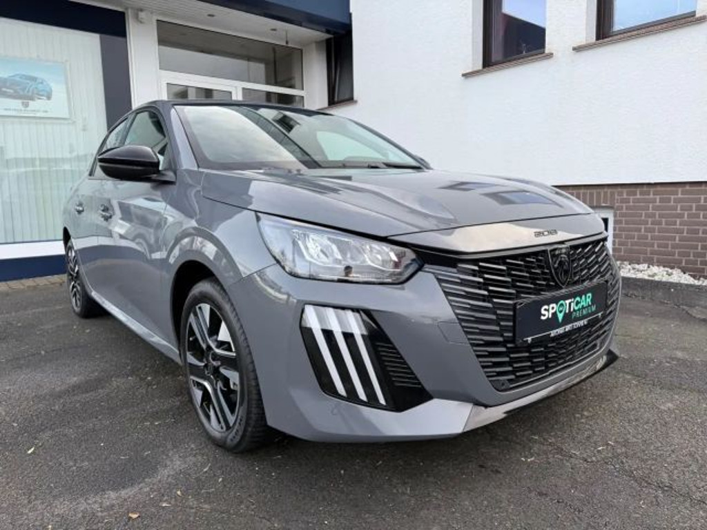 Peugeot e-208