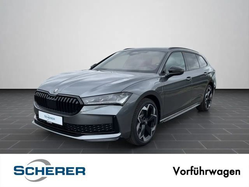 Skoda Superb 2025 Hybride Benzine