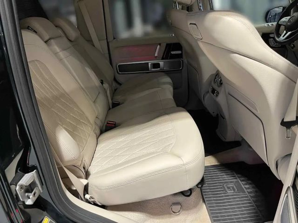 Mercedes-Benz G-Klasse