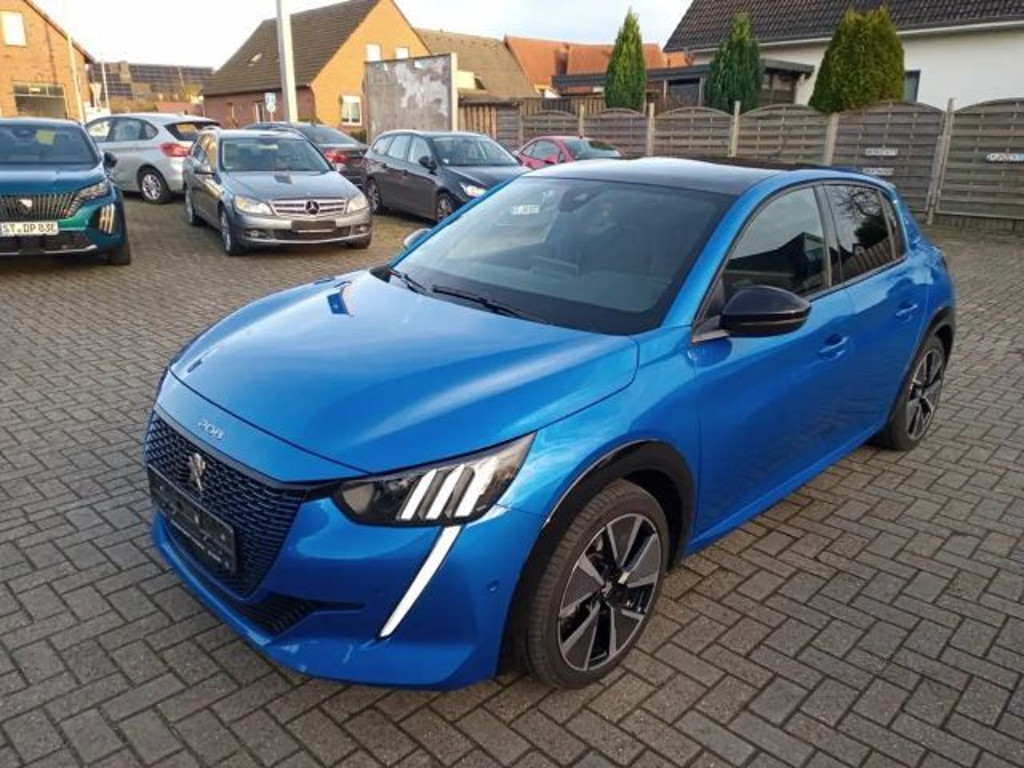 Peugeot e-208
