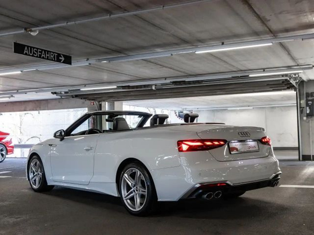 Audi S5