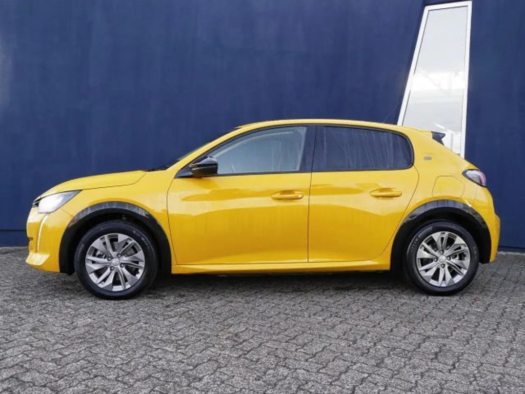 Peugeot e-208