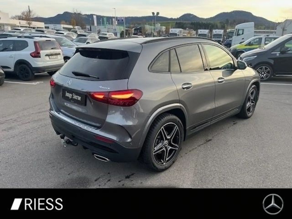 Mercedes-Benz GLA-Klasse