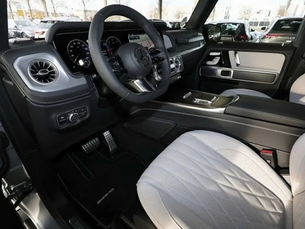 Mercedes-Benz G-Klasse