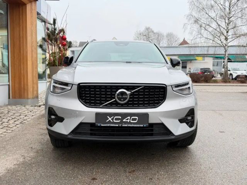 Volvo XC40 2025 Benzine
