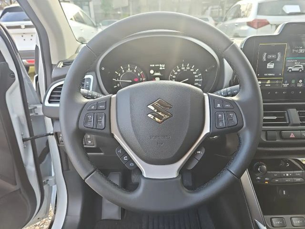 Suzuki S-Cross