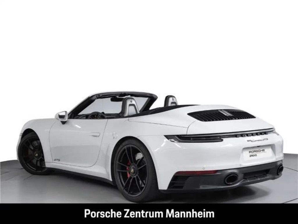 Porsche 992