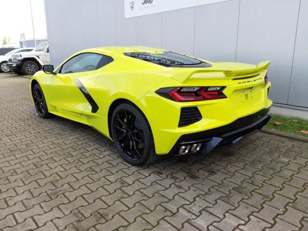 Corvette C8