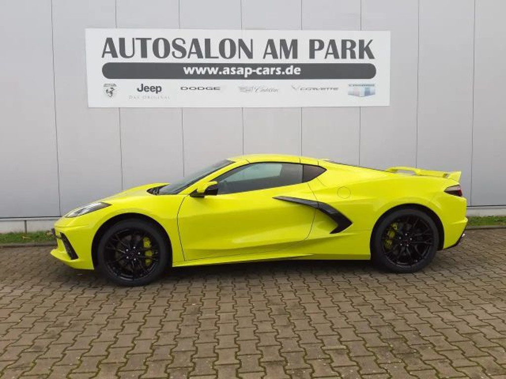Corvette C8