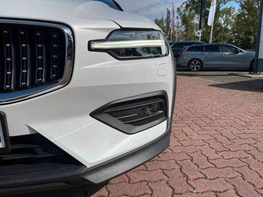 Volvo V60 Cross Country