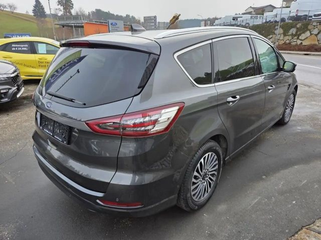 Ford S-Max