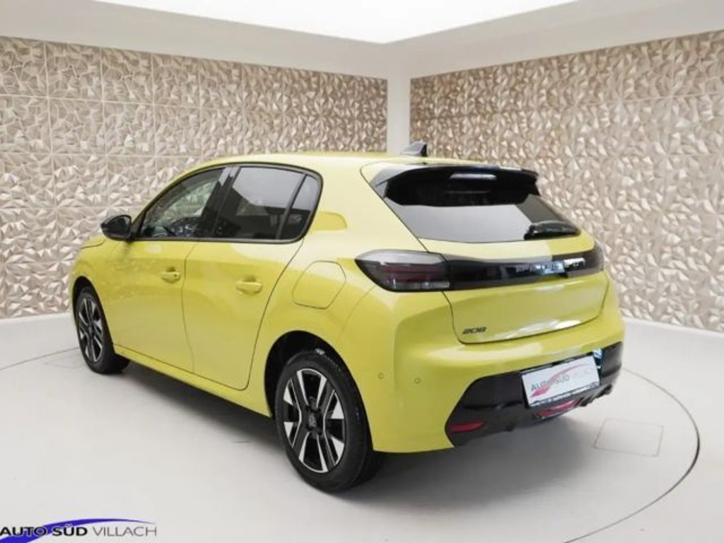 Peugeot e-208