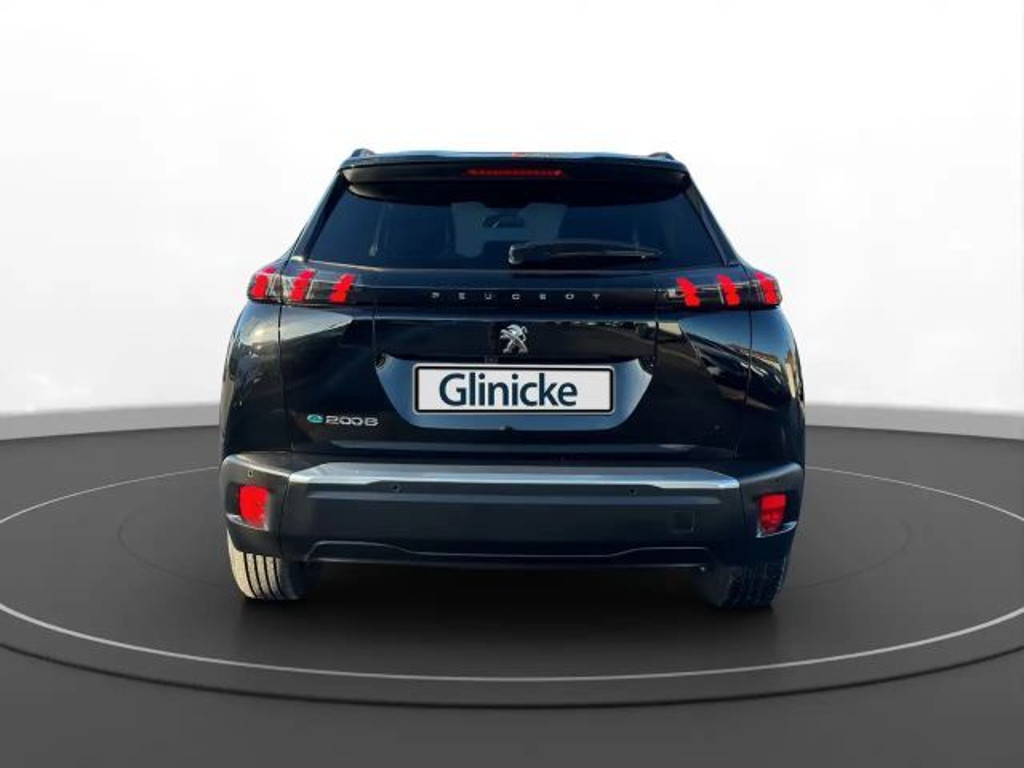 Peugeot e-2008