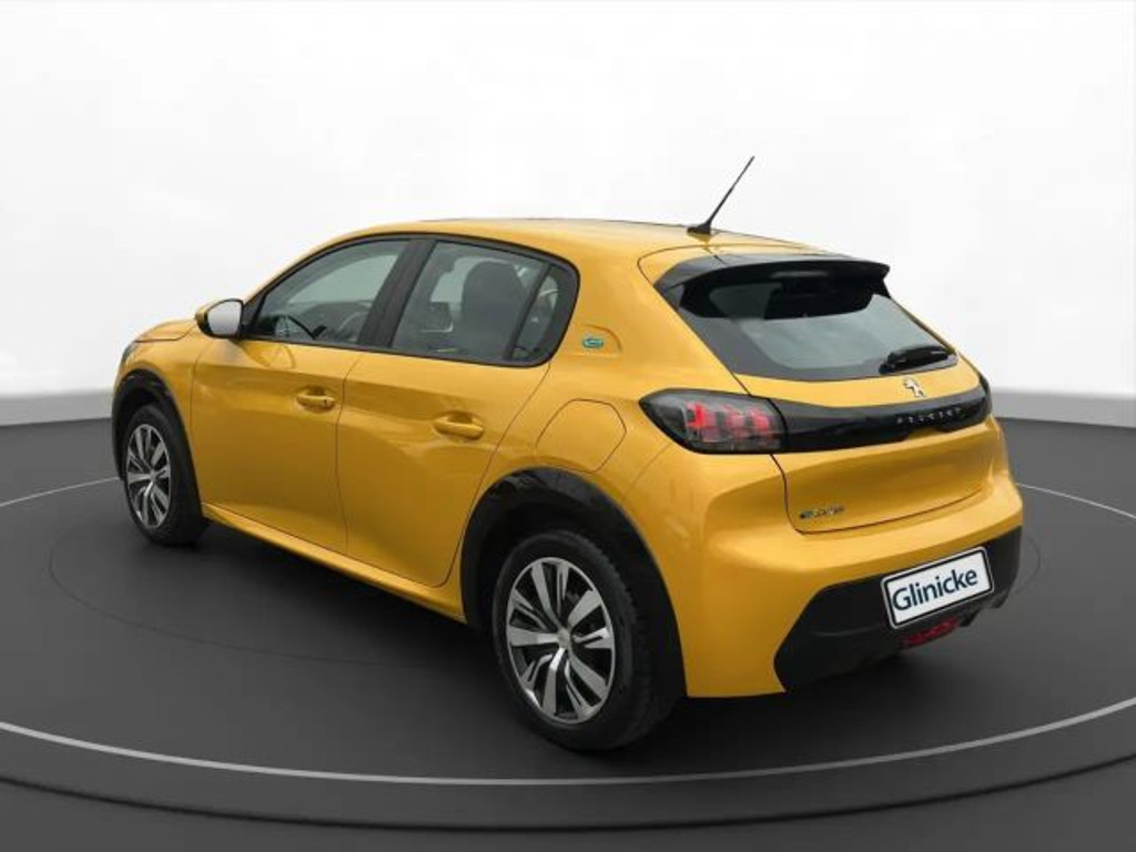 Peugeot e-208