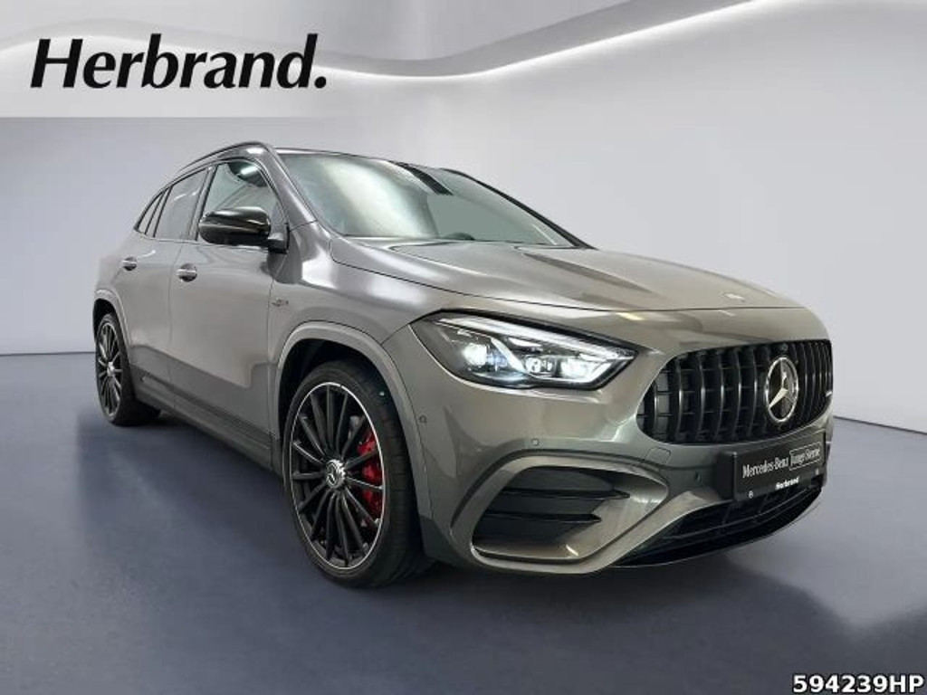 Mercedes-Benz GLA-Klasse