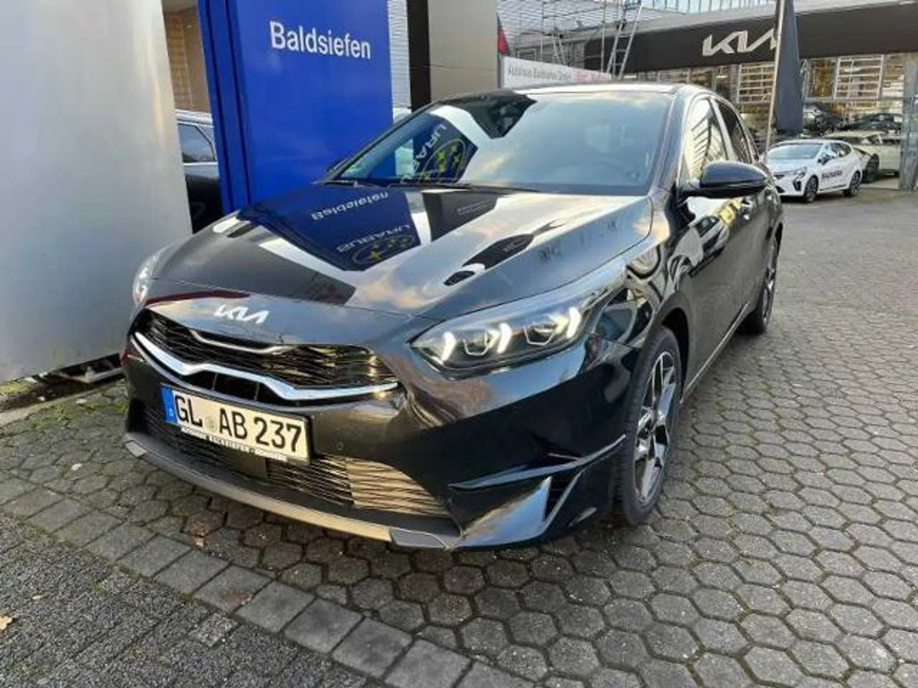 Kia Ceed 2025 Benzine