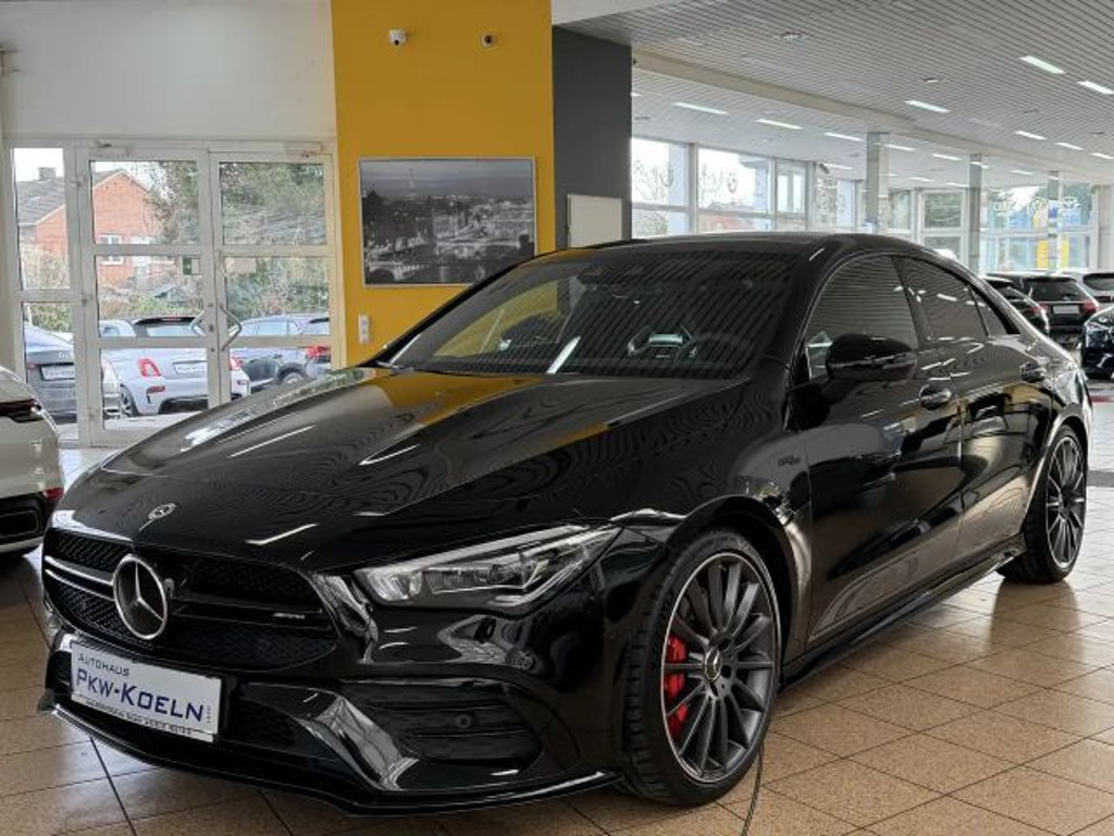Mercedes-Benz CLA-Klasse 2023 Benzine