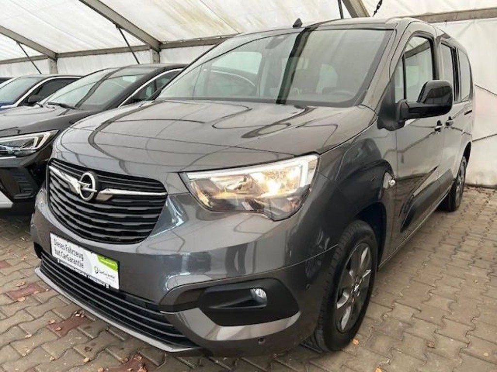 Opel Combo 2022 Benzine