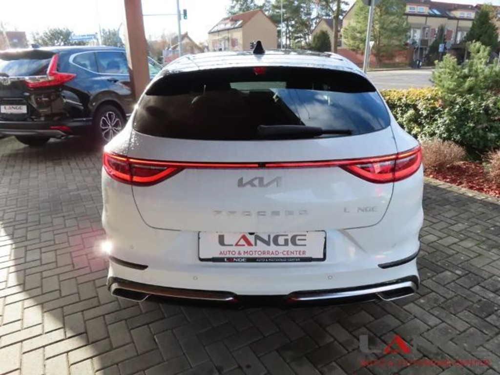 Kia ProCeed