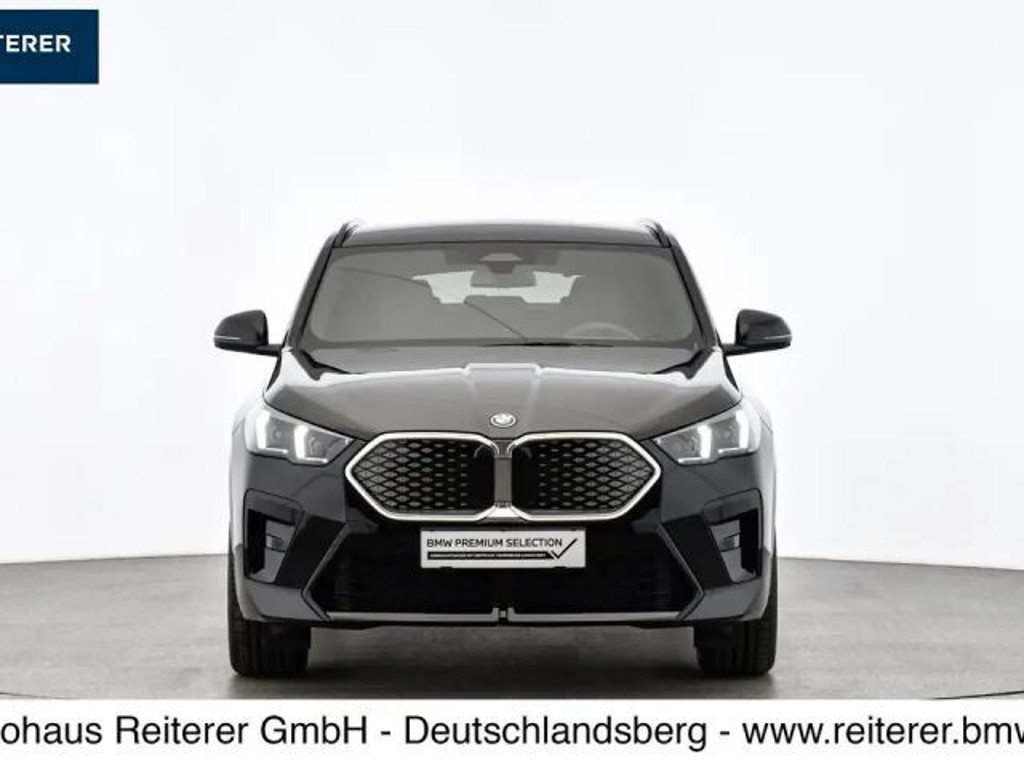 BMW iX2