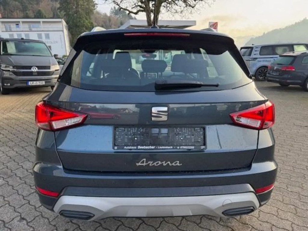 Seat Arona