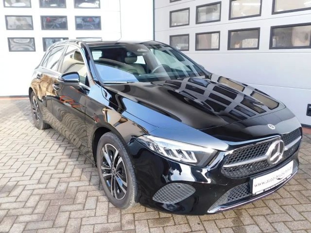 Mercedes-Benz A-Klasse 2023 Hybride Benzine