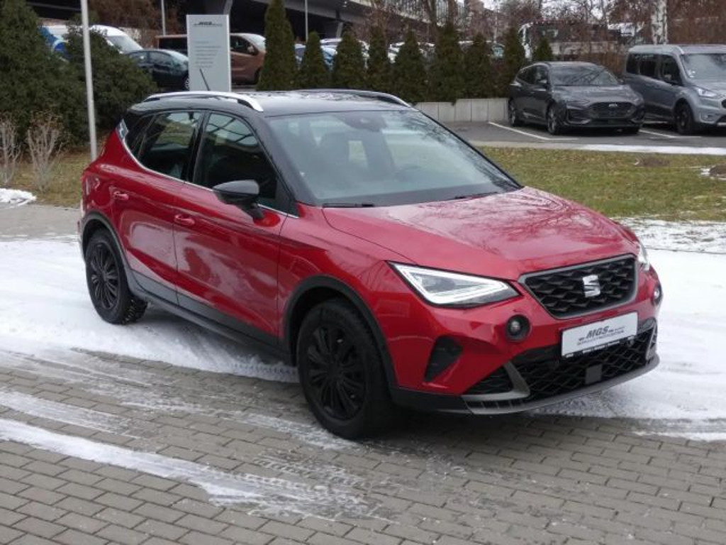 Seat Arona