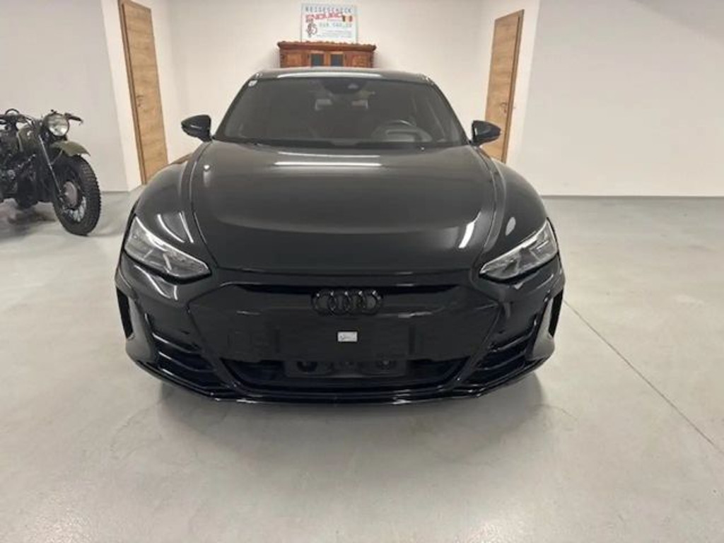 Audi e-tron GT