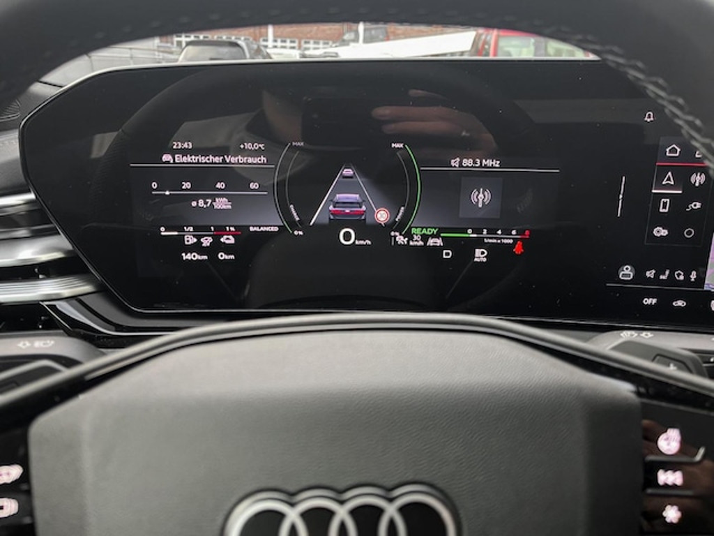 Audi A6 e-tron