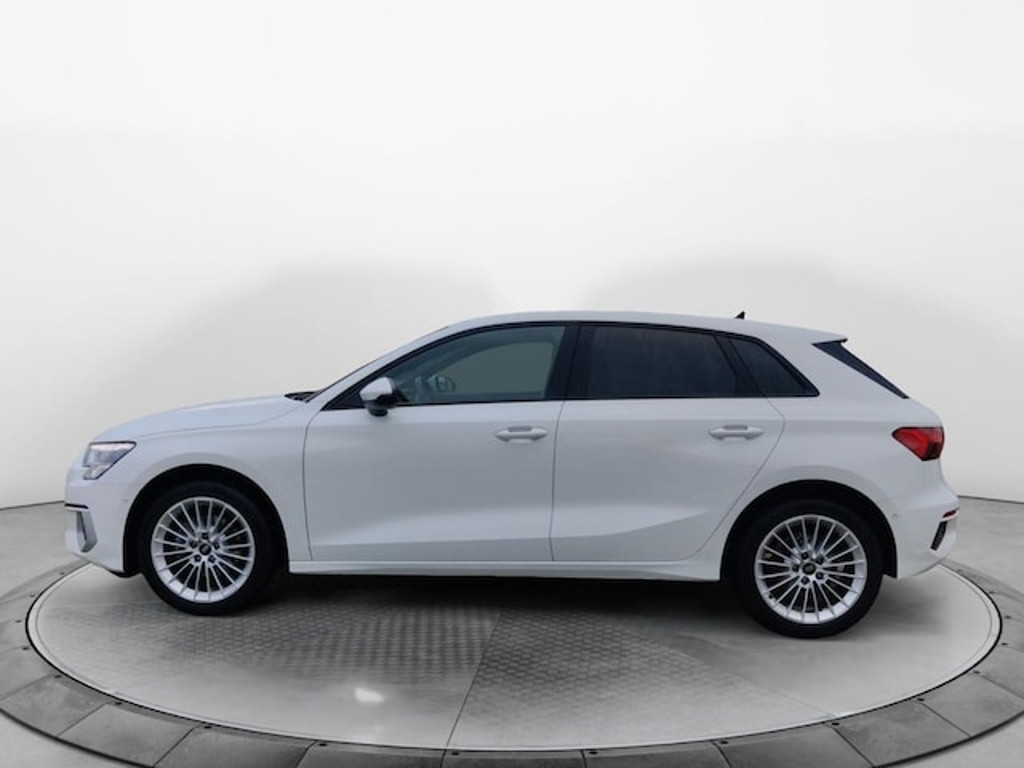 Audi A3 2023 Benzine