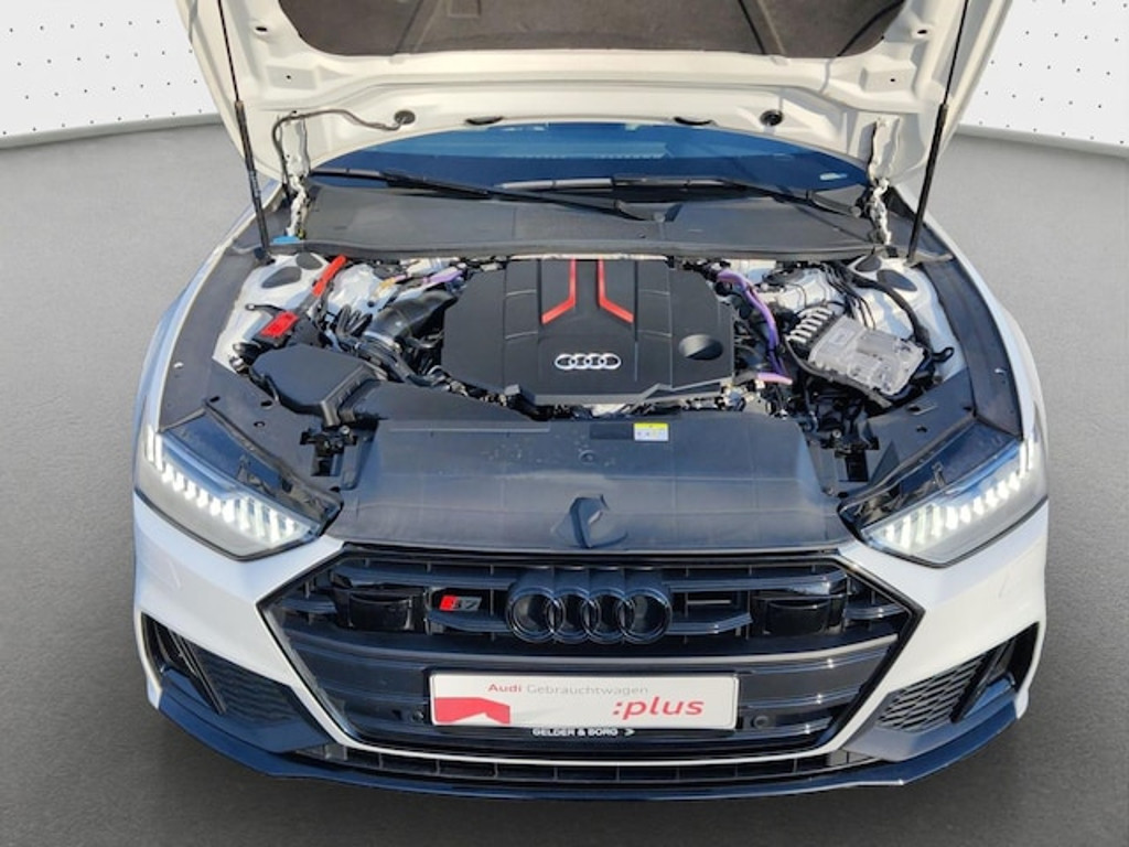Audi S7