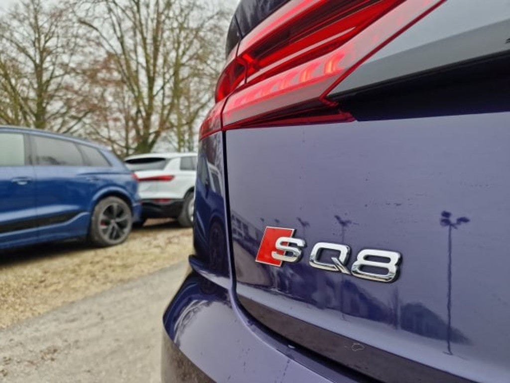 Audi SQ8