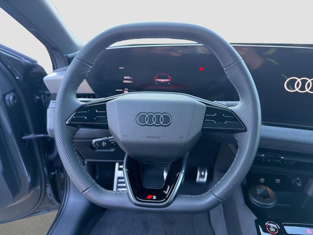 Audi A6 e-tron