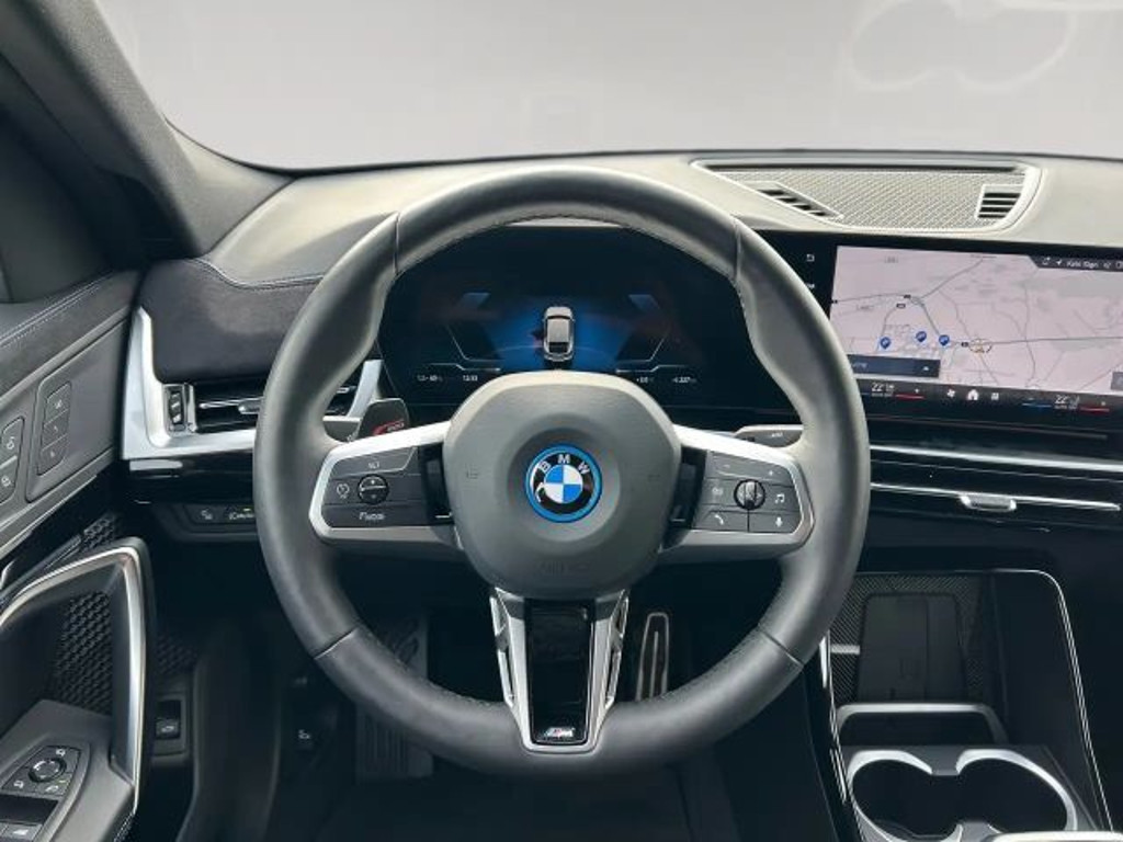 BMW iX2