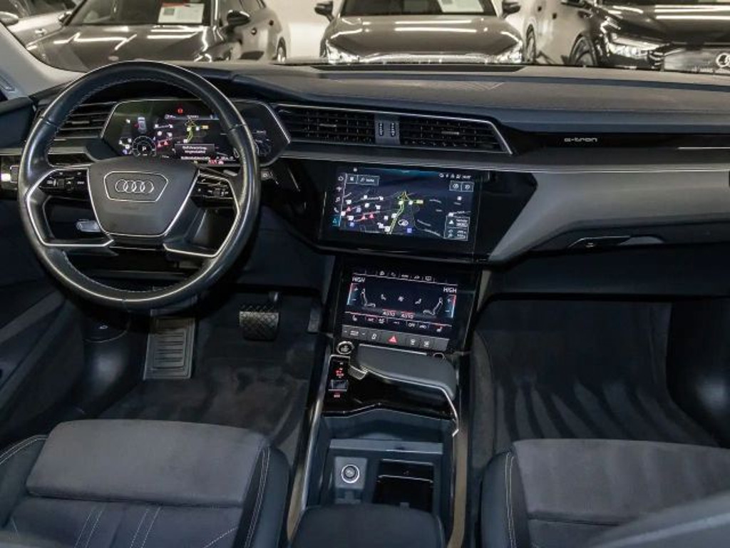 Audi Q8 e-tron